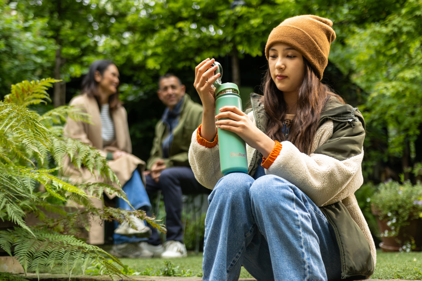 An image of a girl with her doulton waterbottle 