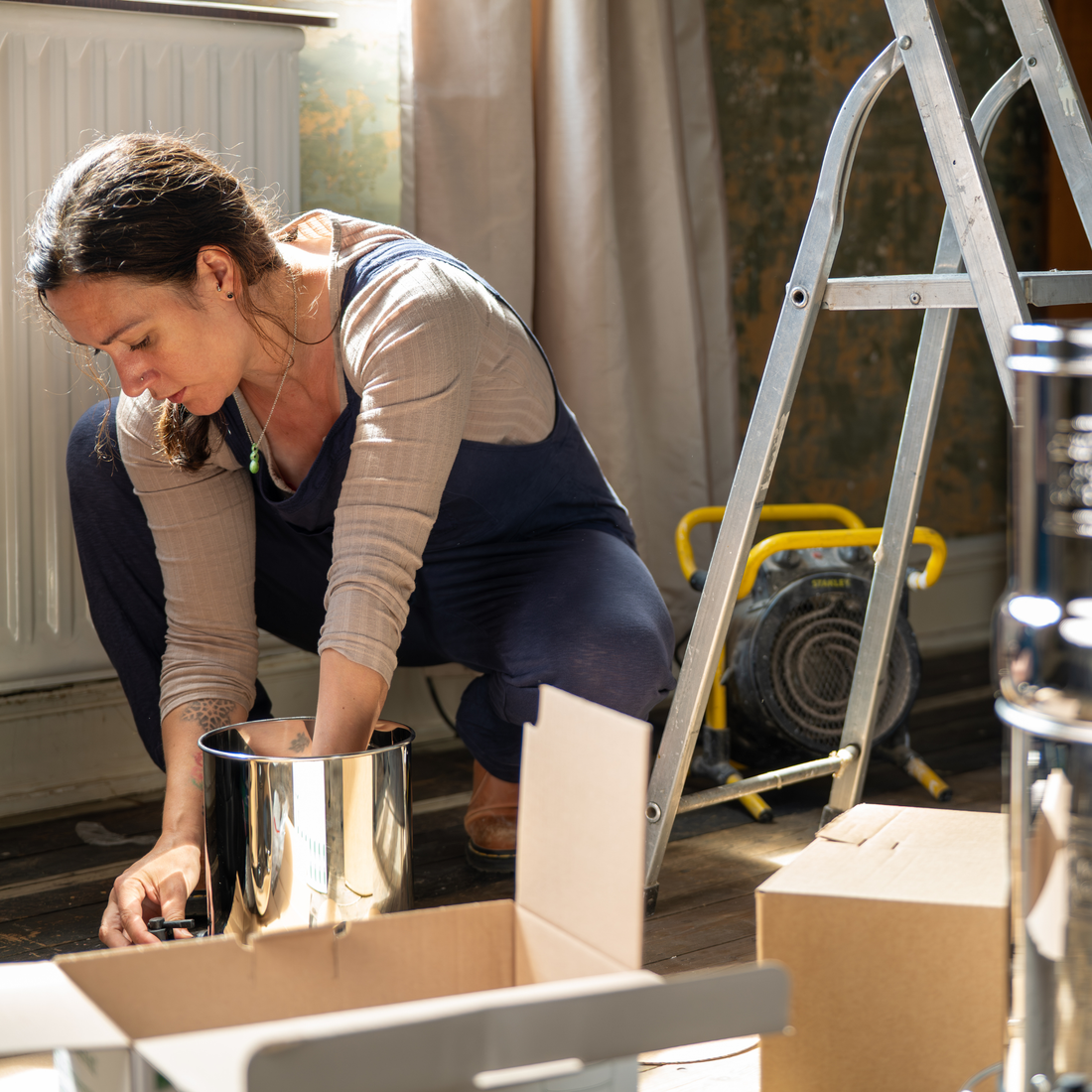 assembly and delivery ob a gravity system 